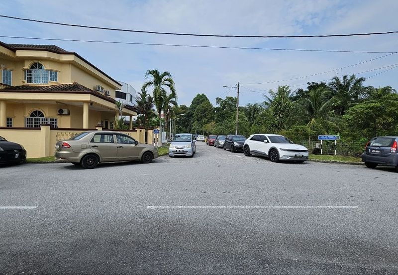 Happy Garden (Taman Gembira)