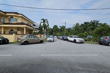 Happy Garden (Taman Gembira)