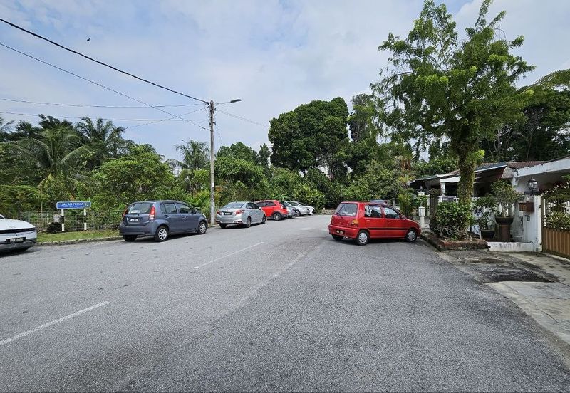 Happy Garden (Taman Gembira)