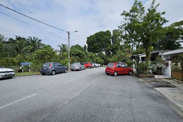 Happy Garden (Taman Gembira)