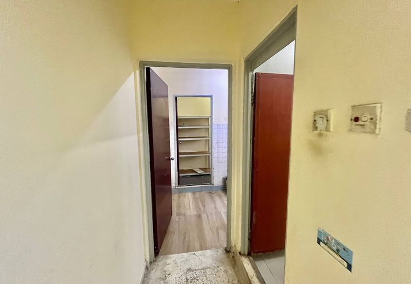 Menara Merak Kayangan