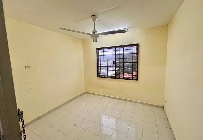 Menara Merak Kayangan