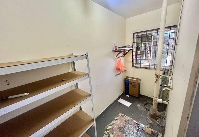 Menara Merak Kayangan