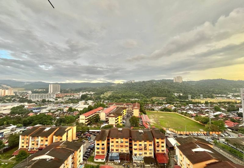 Menara Merak Kayangan