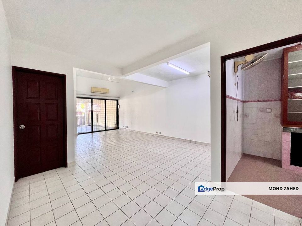 24x65 FACING OPEN 1.5 Storey USJ 2 Subang jaya for Sale untuk dijual, Selangor, USJ