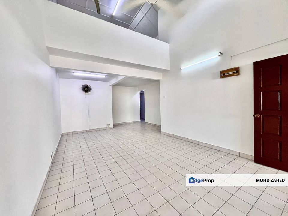 24x65 FACING OPEN 1.5 Storey USJ 2 Subang jaya for Sale untuk dijual, Selangor, USJ