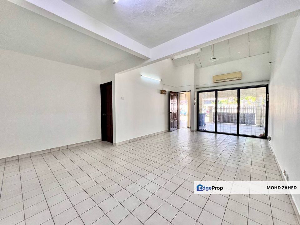 24x65 FACING OPEN 1.5 Storey USJ 2 Subang jaya for Sale untuk dijual, Selangor, USJ