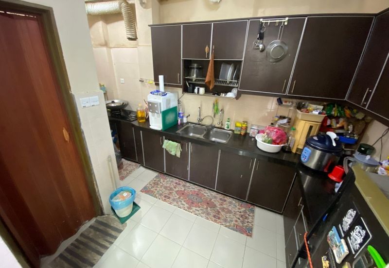 Sri Hijauan, Ukay Perdana