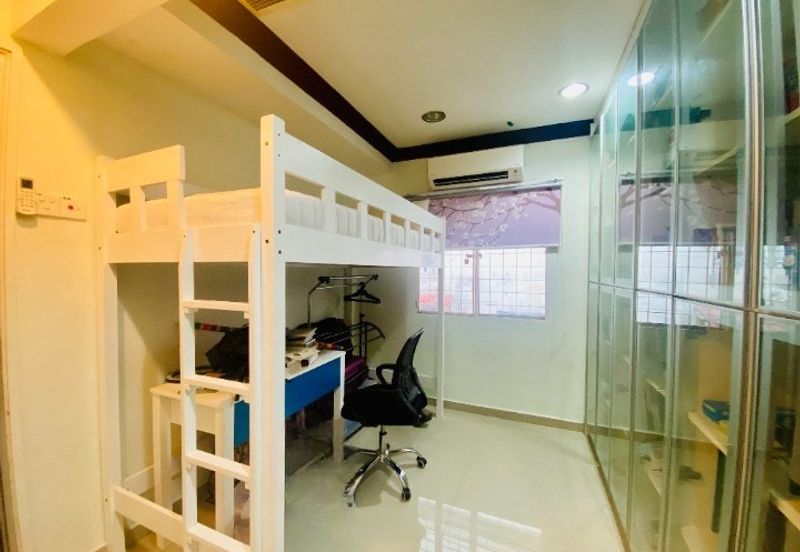 AU 1 (Datuk Keramat)