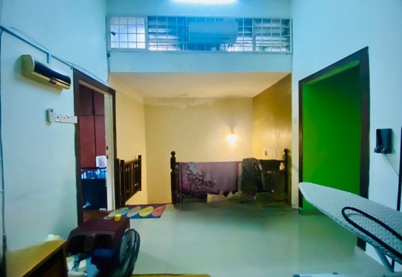 AU 1 (Datuk Keramat)