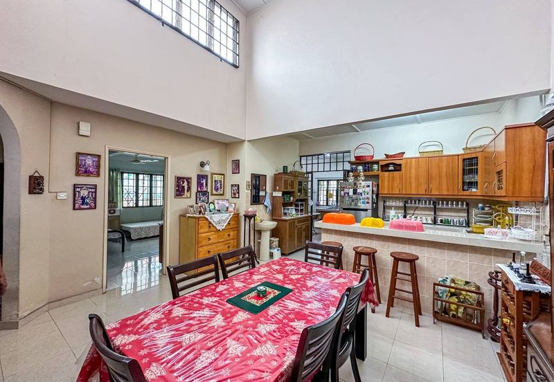 Bukit Gasing, Seksyen 5