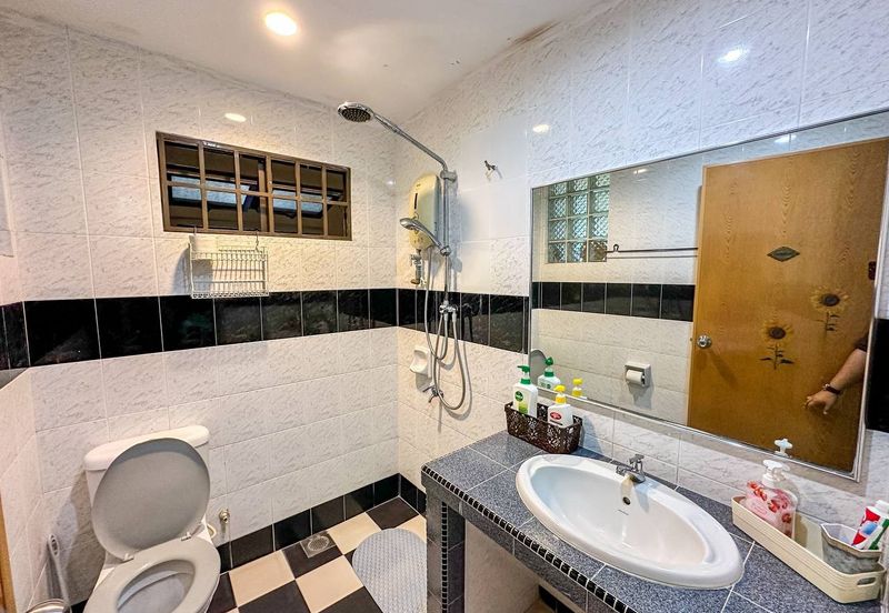 Bukit Gasing, Seksyen 5