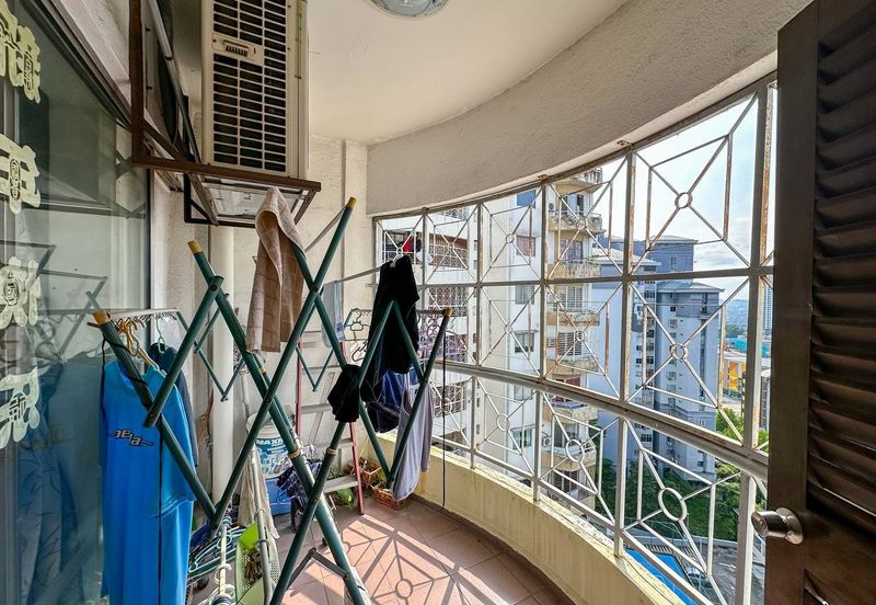 Sri Lata (Waterfall Tarrace)