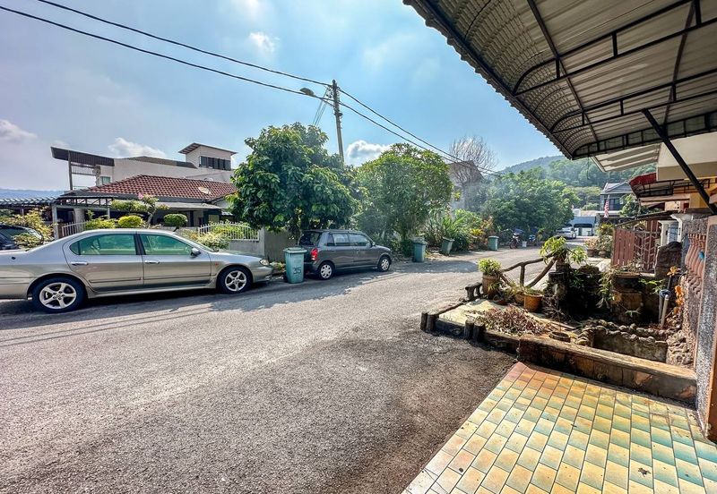 Taman Lembah Keramat AU5