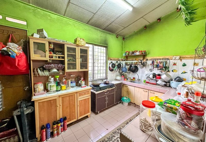 Taman Lembah Keramat AU5