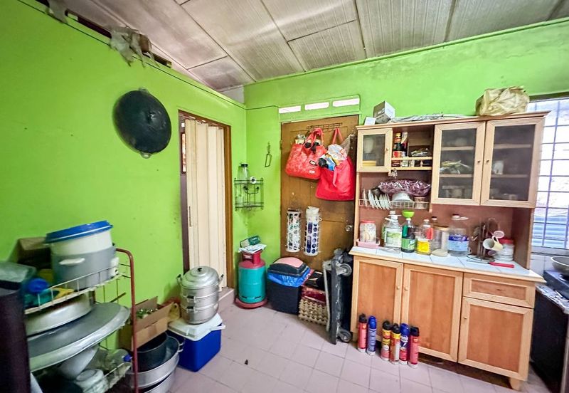 Taman Lembah Keramat AU5