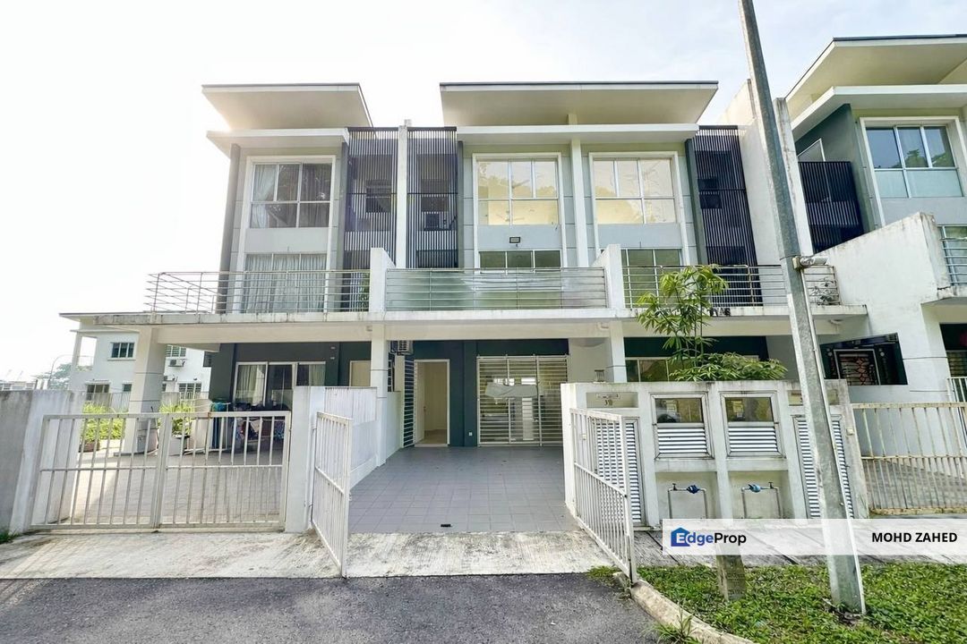 FACING OPEN Bayu Heights 2 Taman Desa Serdang Seri Kembangan 3 Storey for sale untuk dijual, Selangor, Seri Kembangan