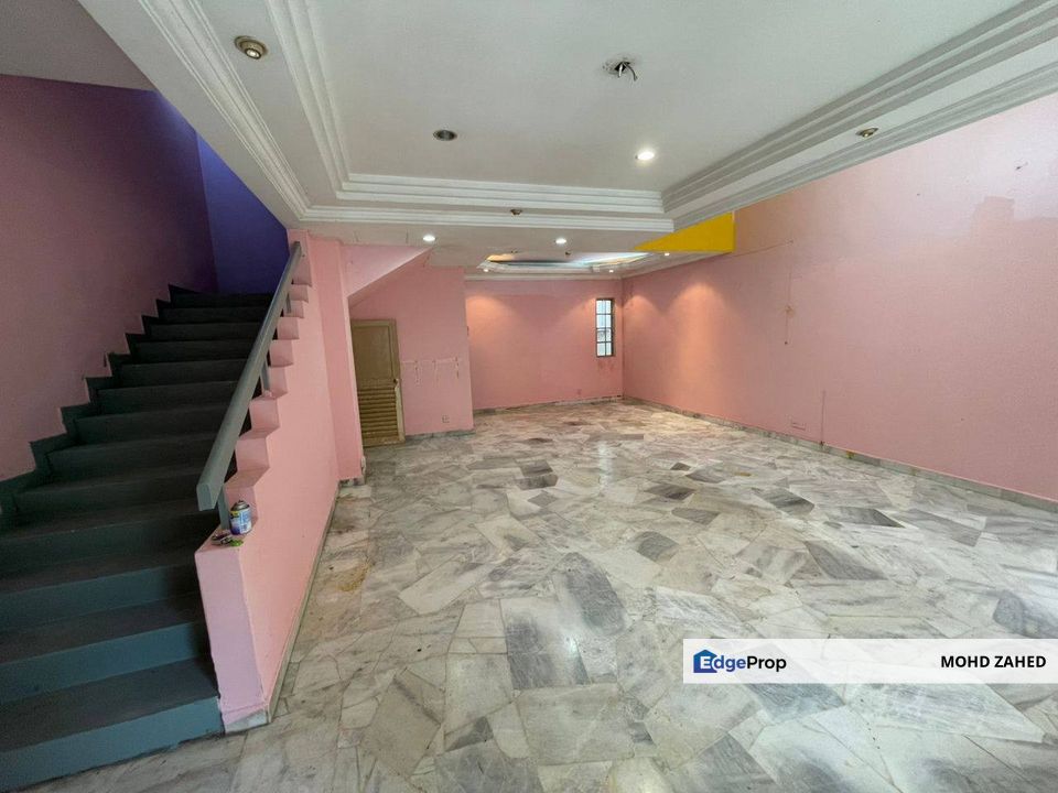 FACING OPEN USJ 9 Subang Jaya Double Storey for sale untuk dijual, Selangor, USJ