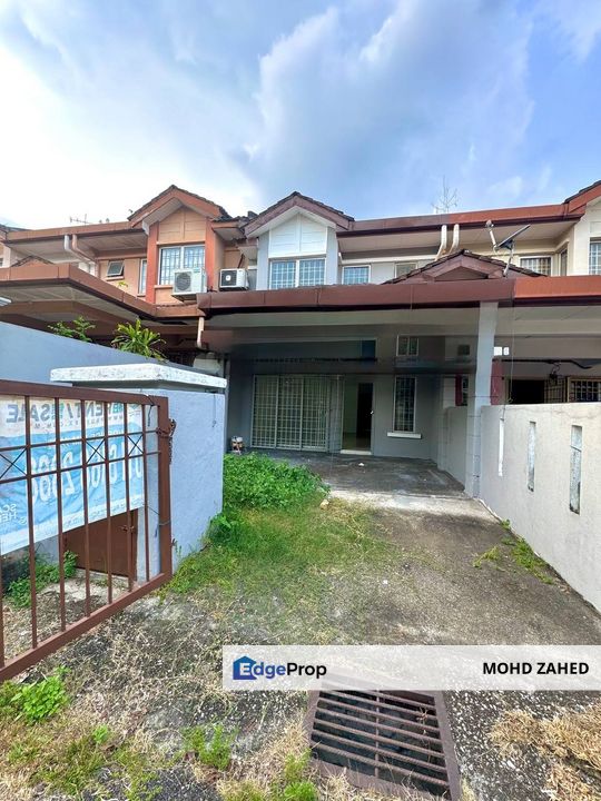 Puncak Jalil PUJ 2 Seri Kembangan double Storey for Sale untuk dijual, Selangor, Seri Kembangan
