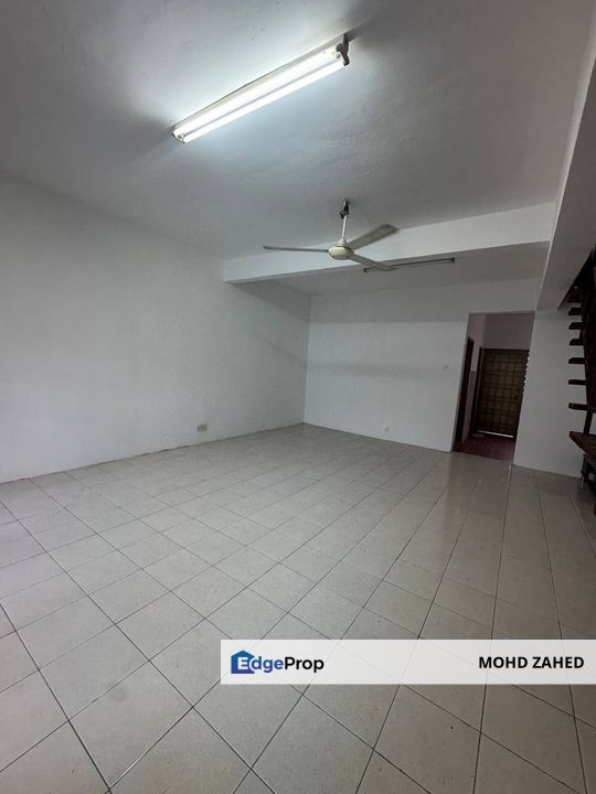 Puncak Jalil PUJ 2 Seri Kembangan double Storey for Sale untuk dijual, Selangor, Seri Kembangan