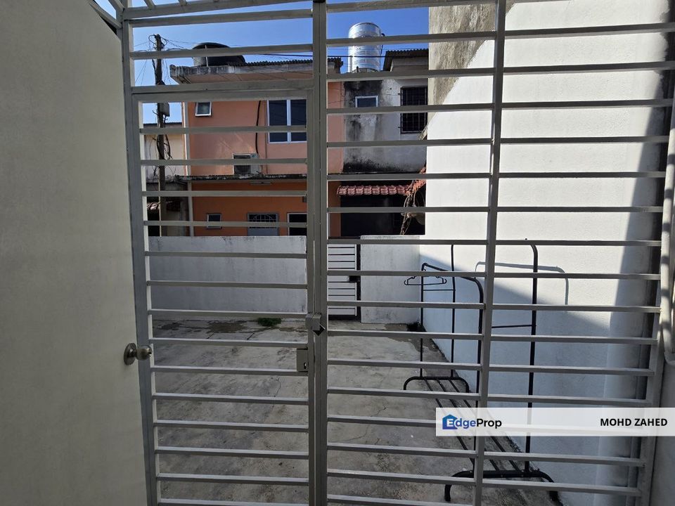 NEAR MASJID Taman Impian Ehsan Balakong Double Storey for Sale untuk dijual, Selangor, Balakong