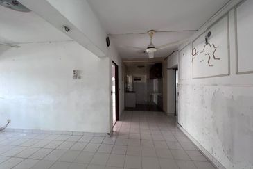 Taman Cahaya, Ampang