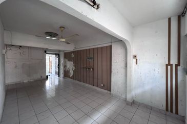 Taman Cahaya, Ampang