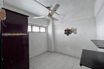 Taman Cahaya, Ampang