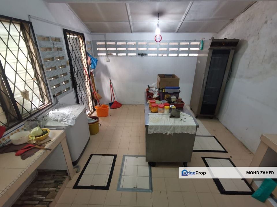 Turun Harga Freehold Double Storey Taman Dagang Jaya Ampang, Selangor, Ampang