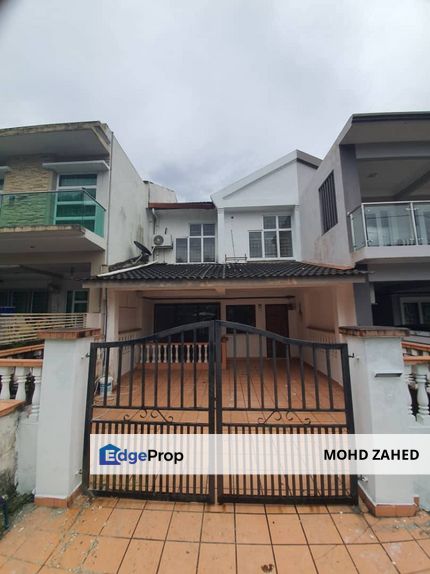 Facing open Padang Double Storey Taman Bukit Indah Ampang Jaya, Selangor, Ampang