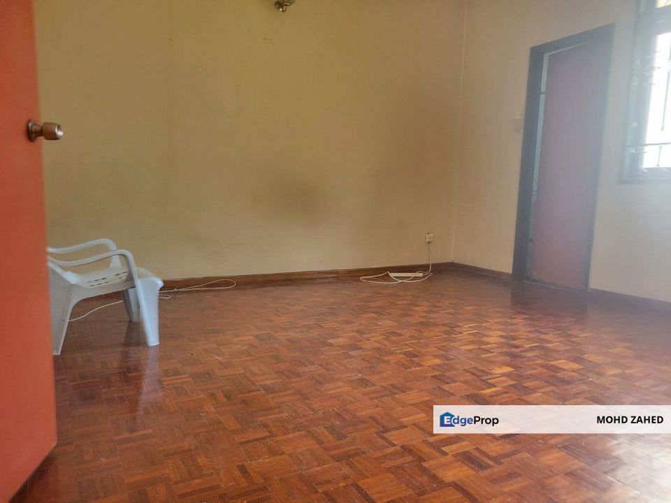 Huge carporch Double Storey Taman bukit anggerik cheras kl, Selangor, Cheras