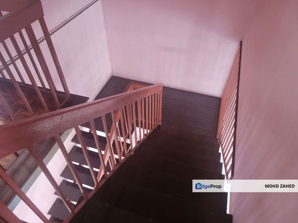 Huge carporch Double Storey Taman bukit anggerik cheras kl, Selangor, Cheras