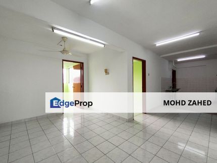 4 Brdrooms Near Lrt Apartment Taman Cahaya Ampang, Selangor, Ampang