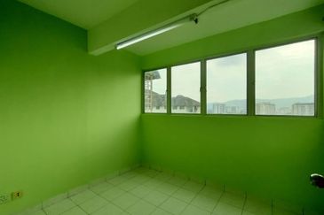 Taman Cahaya, Ampang