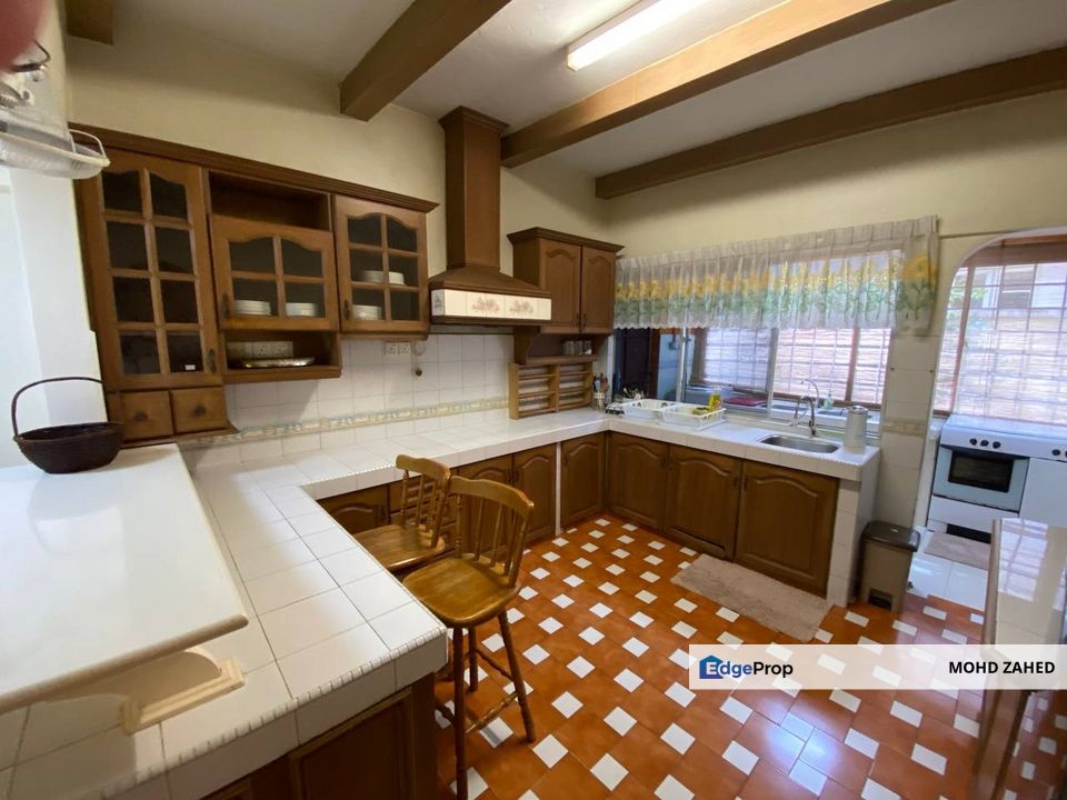 Near Masjid & Mall 2.5 Storey Semi D Lucky Garden Bangsar Kuala Lumpur, Kuala Lumpur, Bangsar