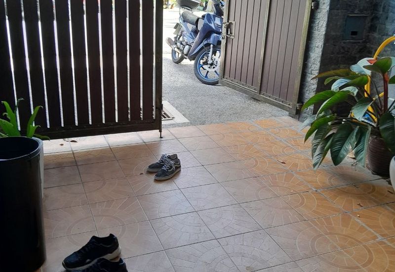 Fully extended Double Storey Taman Sri Raya Ampang Near Tasik Tambahan, Melur, teratai