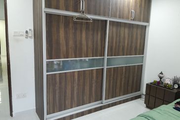 Fully extended Double Storey Taman Sri Raya Ampang Near Tasik Tambahan, Melur, teratai