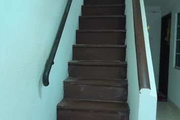 Fully extended Double Storey Taman Sri Raya Ampang Near Tasik Tambahan, Melur, teratai