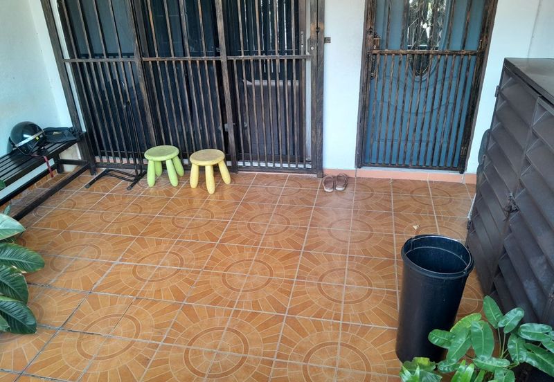 Fully extended Double Storey Taman Sri Raya Ampang Near Tasik Tambahan, Melur, teratai