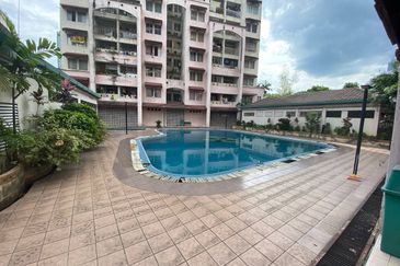 Ixora Apartments