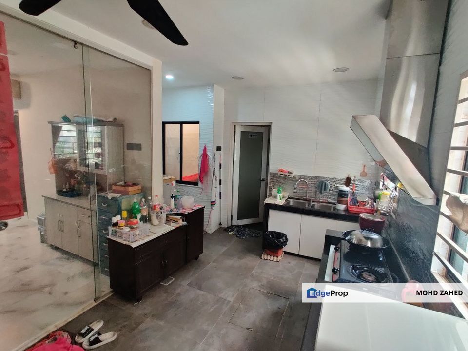 Fully extended Double Storey Taman Naga Emas Salak South Sri petaling Kl, Kuala Lumpur, Salak Selatan