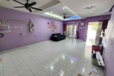 Double Storey Taman Salak Indah Salak Tinggi Sepang