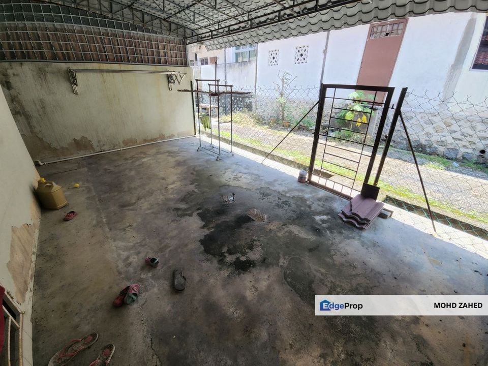 Double Storey Taman Salak Indah Salak Tinggi Sepang, Selangor, Sepang