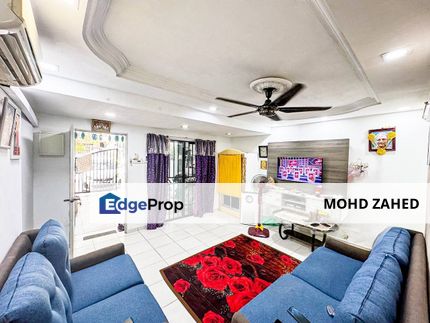 Fully extended Double Storey Taman Universiti indah Serdang Seri kembangan, Selangor, Seri Kembangan