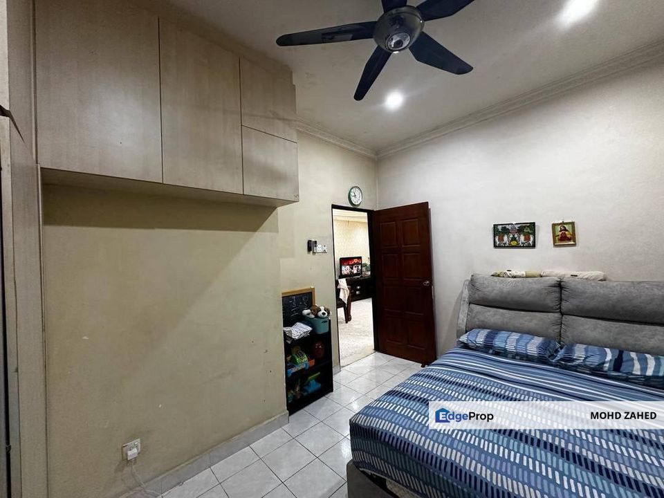 End lot Single Storey section 8 Petaling Jaya, Selangor, Petaling Jaya