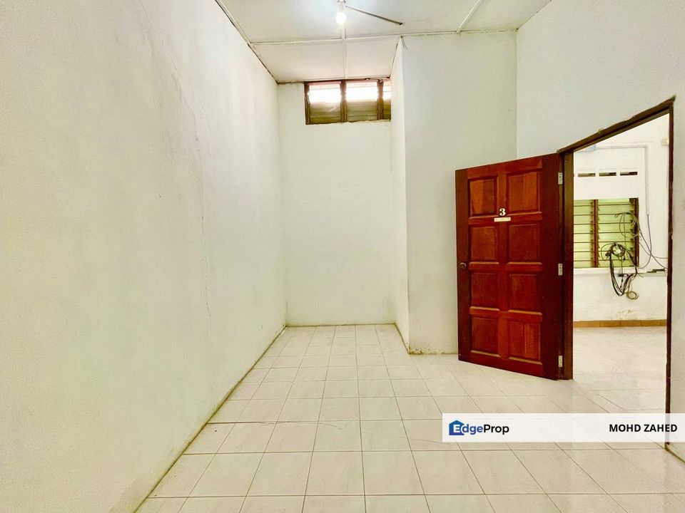 Facing open Single Storey Taman Batu Caves Gombak, Selangor, Batu Caves 