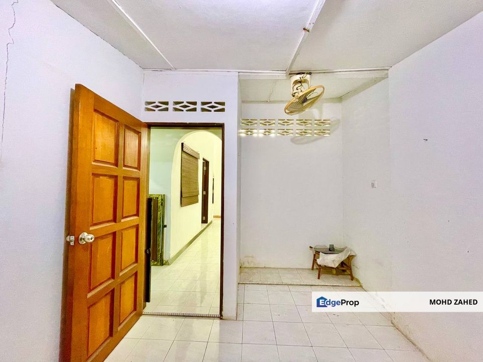 Facing open Single Storey Taman Batu Caves Gombak, Selangor, Batu Caves 