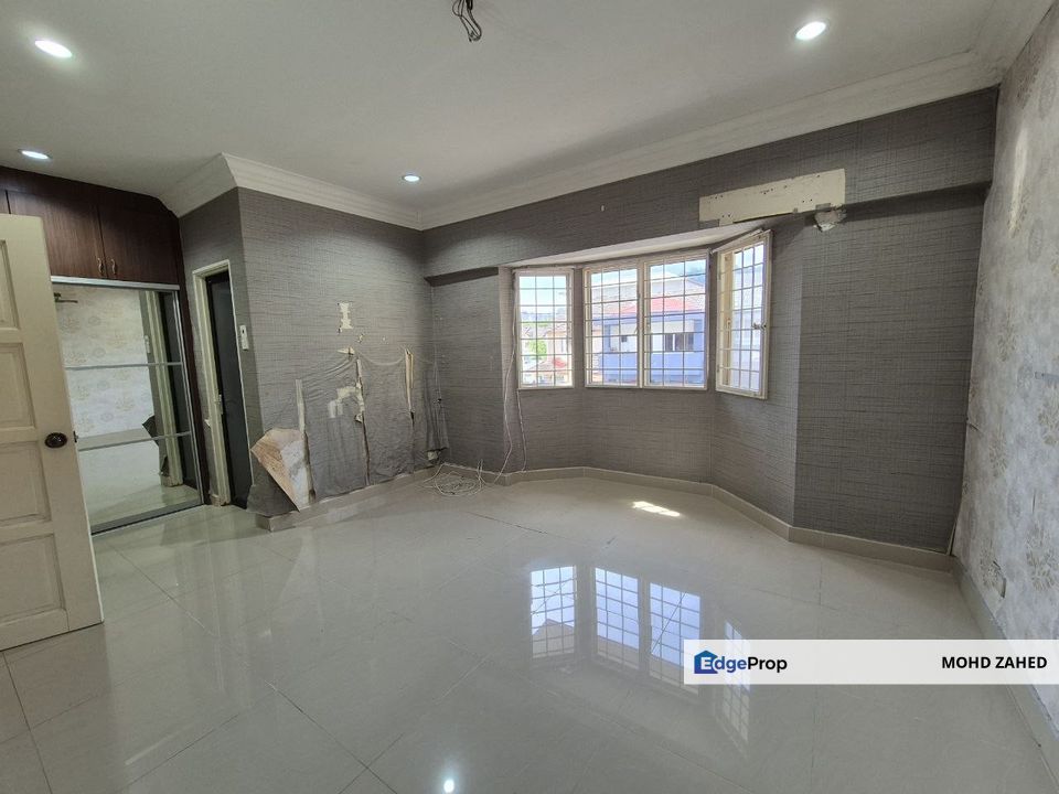 Extended up & downstairs Double Storey Taman Bukit Indah Ampang, Selangor, Ampang