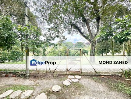 Backyard facing Lake double Storey Jalan Cecawi Seksyen 6 kota damansara Petaling jaya, Selangor, Kota Damansara