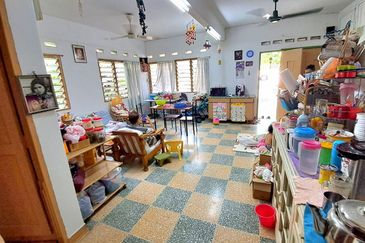 Freehold Open Corner Lot Double Storey Taman United Old klang road Kl